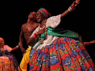 Cópia de Balé Folclórico da Bahia - Espetáculo Herança Sagrada - Foto Vinicius Lima